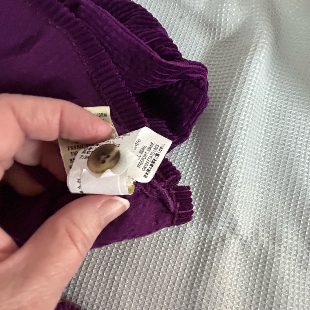 LLBean vintage 1990s plum, purple corduroy, long sleeve button-down shirt - Picture 7 of 8